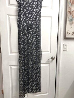 Lavello Scarf Black And Silver Winter Snowflakes Sheer Viscose